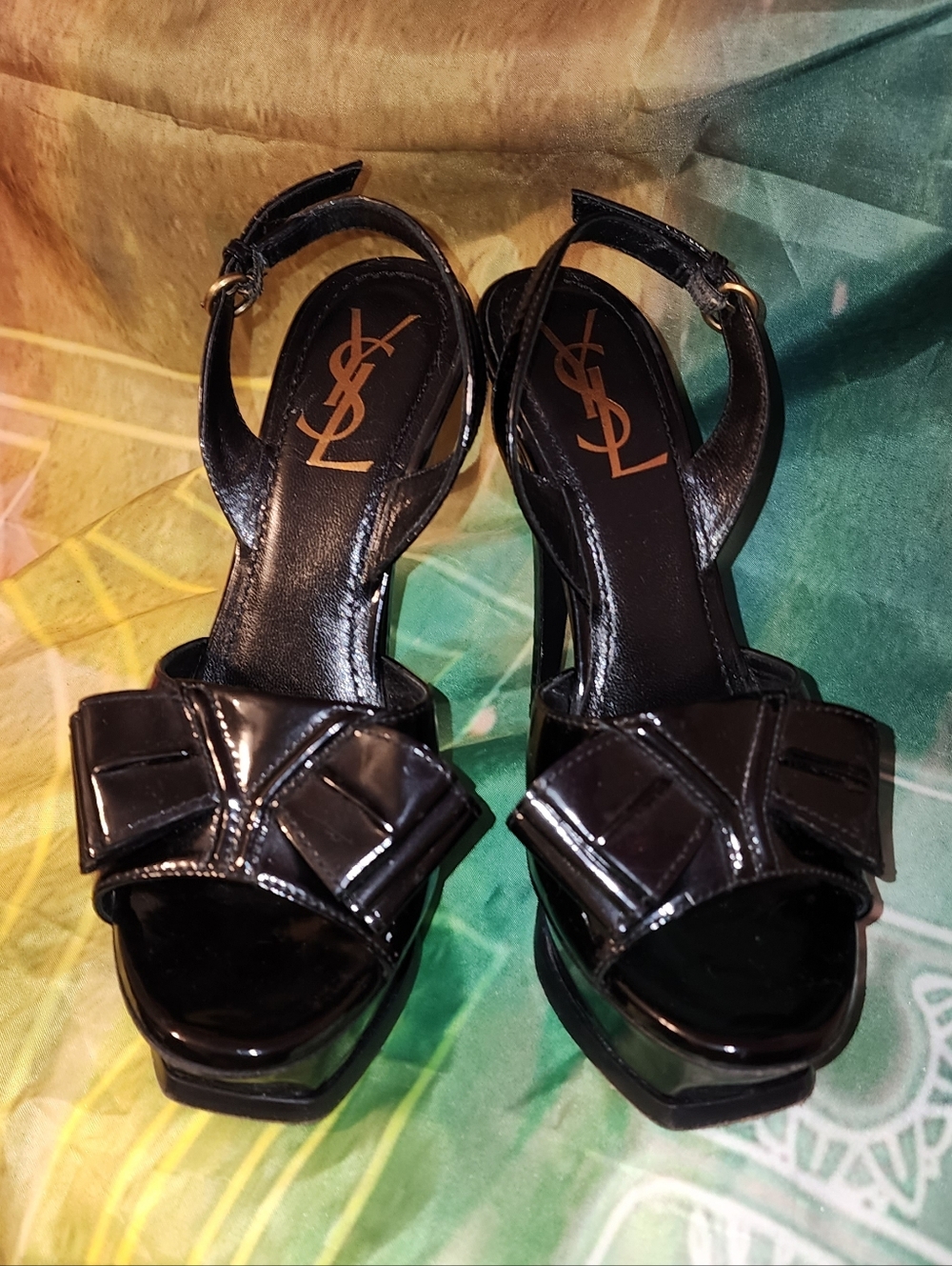 Yves Saint Laurent Black Patent Leather Bow Platform Heels